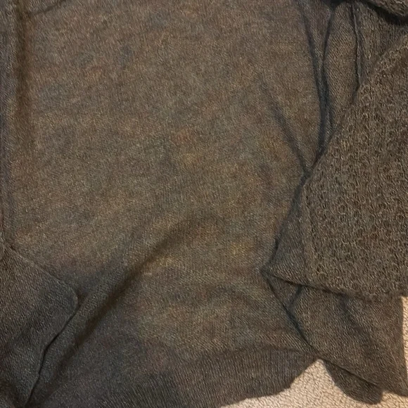 Line wrap sweater - Picture 6 of 7